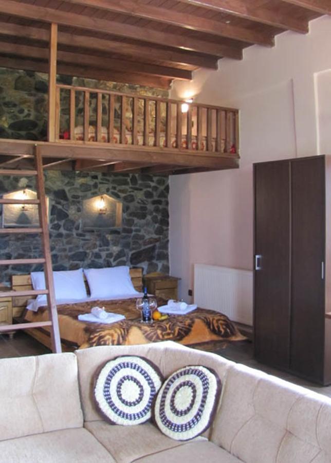 Ihnilatis Bed and Breakfast Kerkíni Eksteriør billede