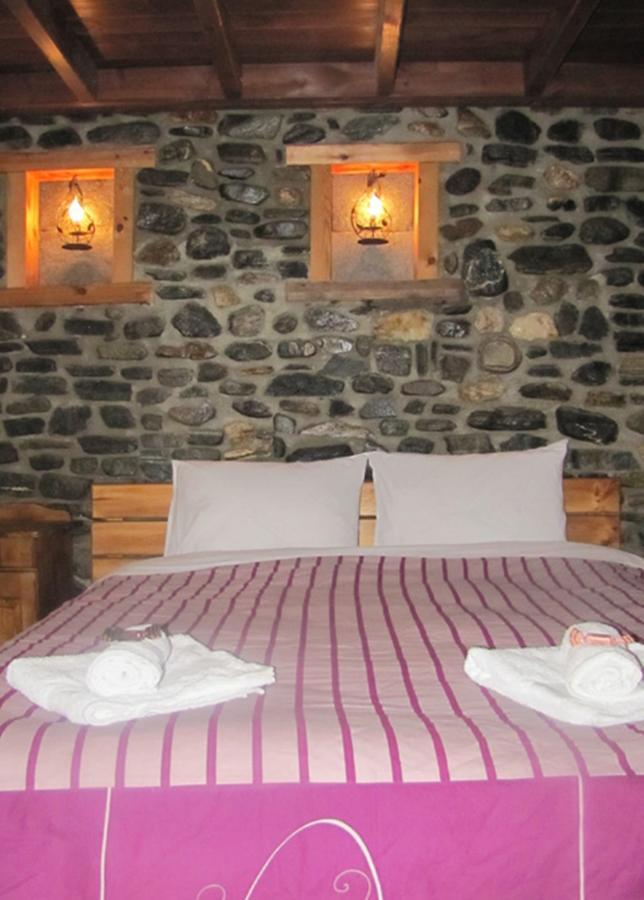 Ihnilatis Bed and Breakfast Kerkíni Eksteriør billede